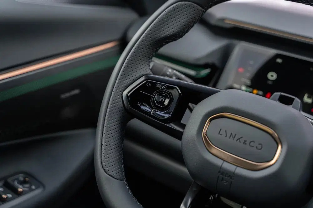 Lynk & Co 08 1.5 Plug-in Hybrid More uit 2025, foto 10