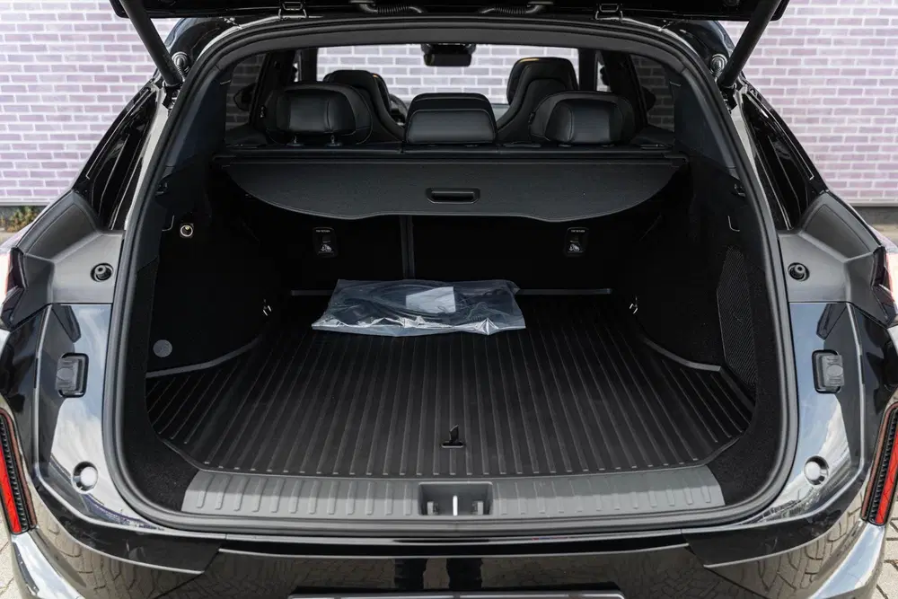 Lynk & Co 08 1.5 Plug-in Hybrid More uit 2025, foto 14