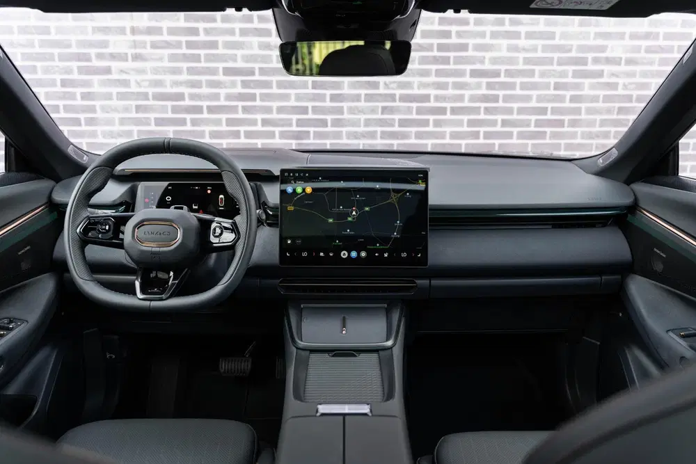 Lynk & Co 08 1.5 Plug-in Hybrid More uit 2025, foto 5