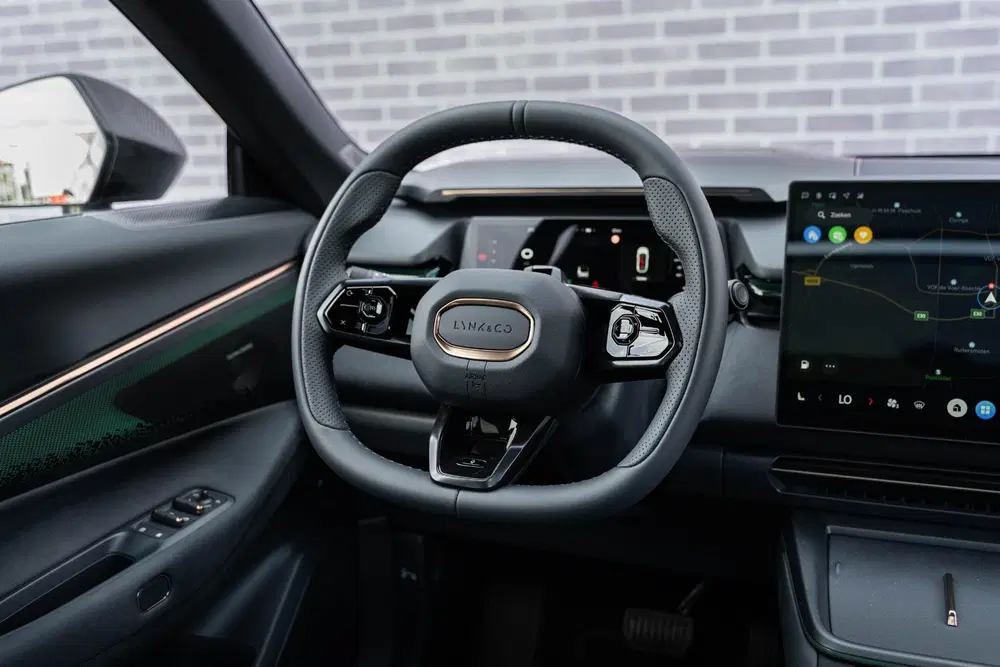 Lynk & Co 08 1.5 Plug-in Hybrid More uit 2025, foto 7