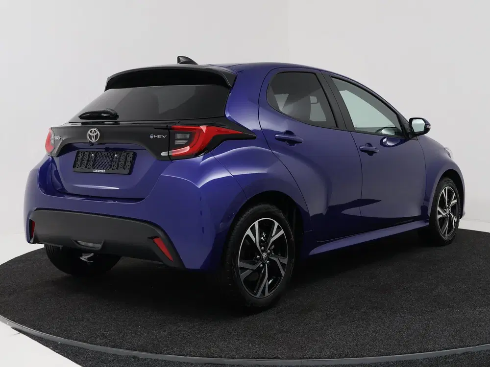Toyota Yaris 1.5 Hybrid 115 Dynamic uit 2026, foto 2