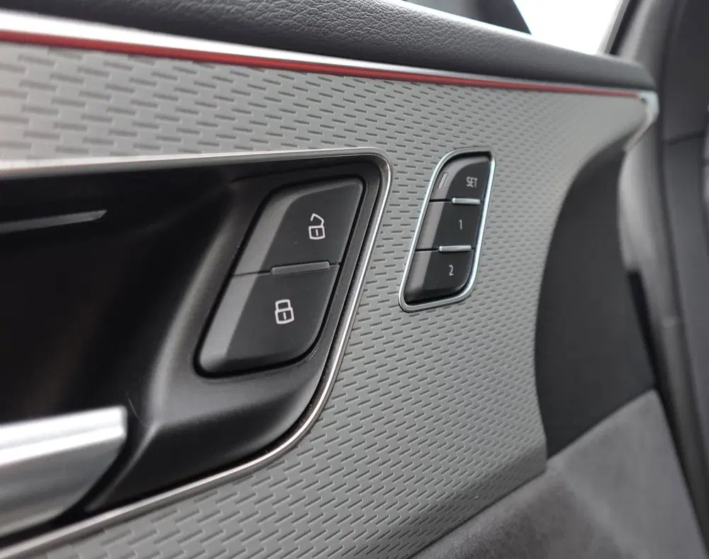 Audi Q8 55 TFSI e quattro Pro Line PANO 360 CAM MA uit 2025, foto 9