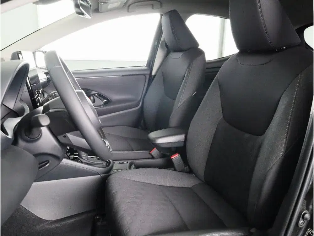 Toyota Yaris 1.5 Hybrid 115 Dynamic uit 2026, foto 11