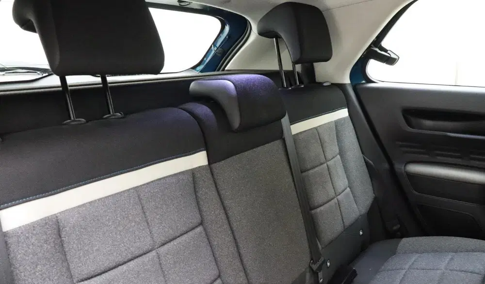 Citroën C4 Cactus Citroen C4 Cactus 1.2 PureTech Business Pl uit 2020, foto 5