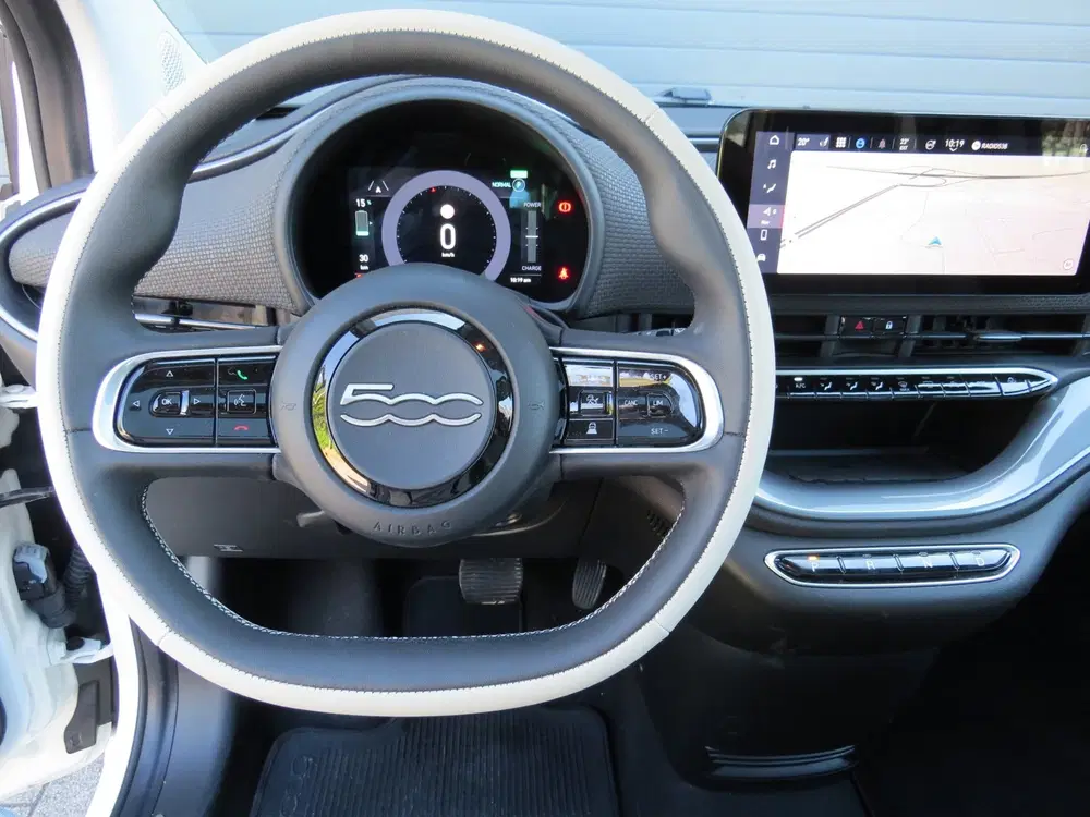 Fiat 500e La Prima By Bocelli 42 kWh *Pano *Carplay uit 2024, foto 9