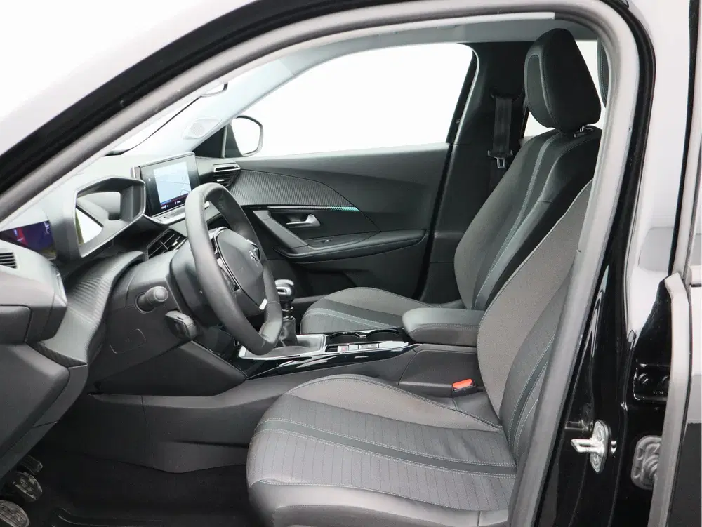 Peugeot 2008 1.2 PureTech Allure Pack uit 2022, foto 12