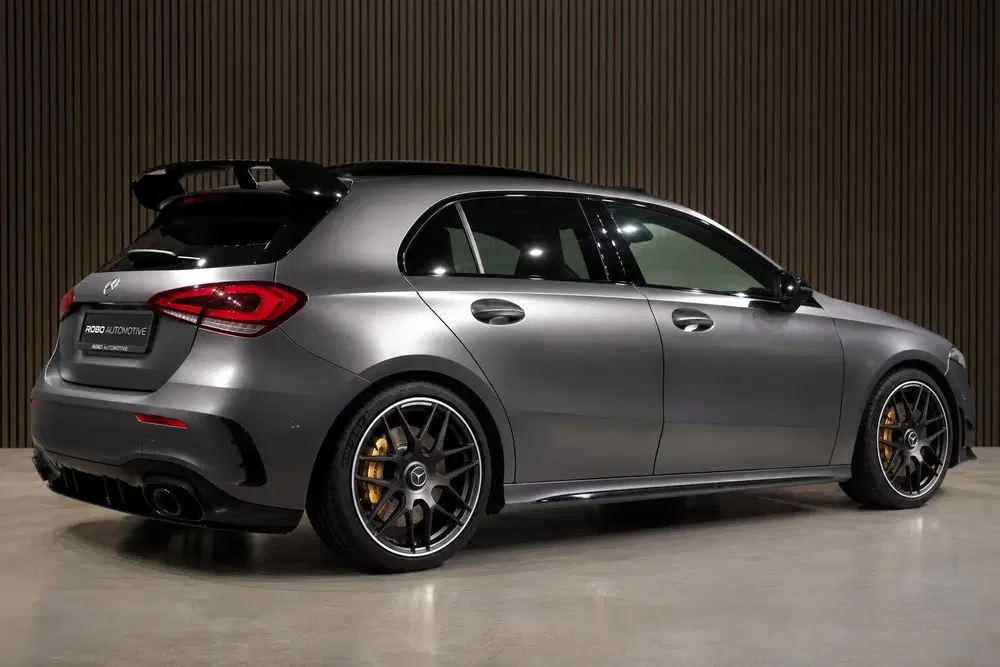Mercedes-Benz A-Klasse 250 e Business Line AMG uit 2022, foto 2
