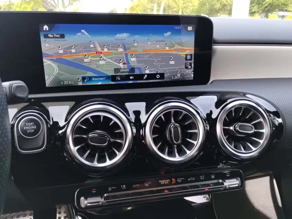 Mercedes-Benz A-Klasse 250 e Business Line AMG uit 2022, foto 7