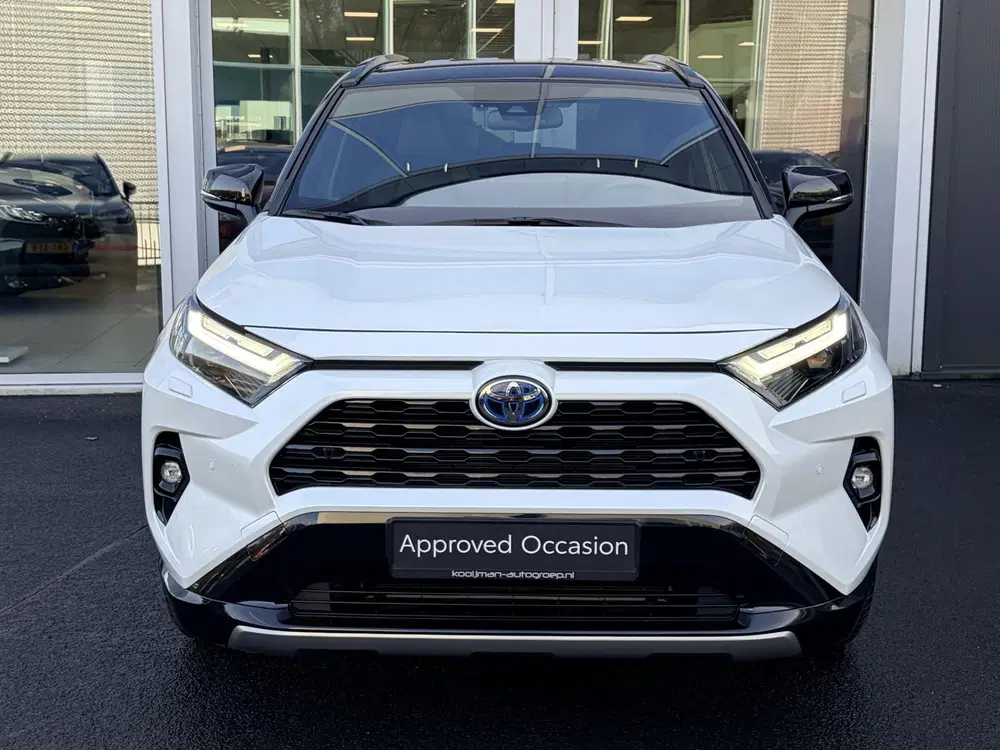 Toyota RAV 4 AWD Bi-tone Navigatie uit 2025, foto 4