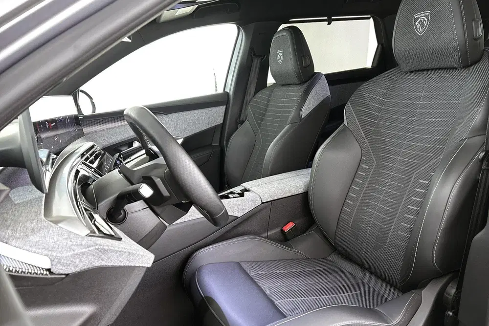 Peugeot 5008 1.2 Hybrid 145 GT 7p Stuur-Stoelverwarming uit 2025, foto 6