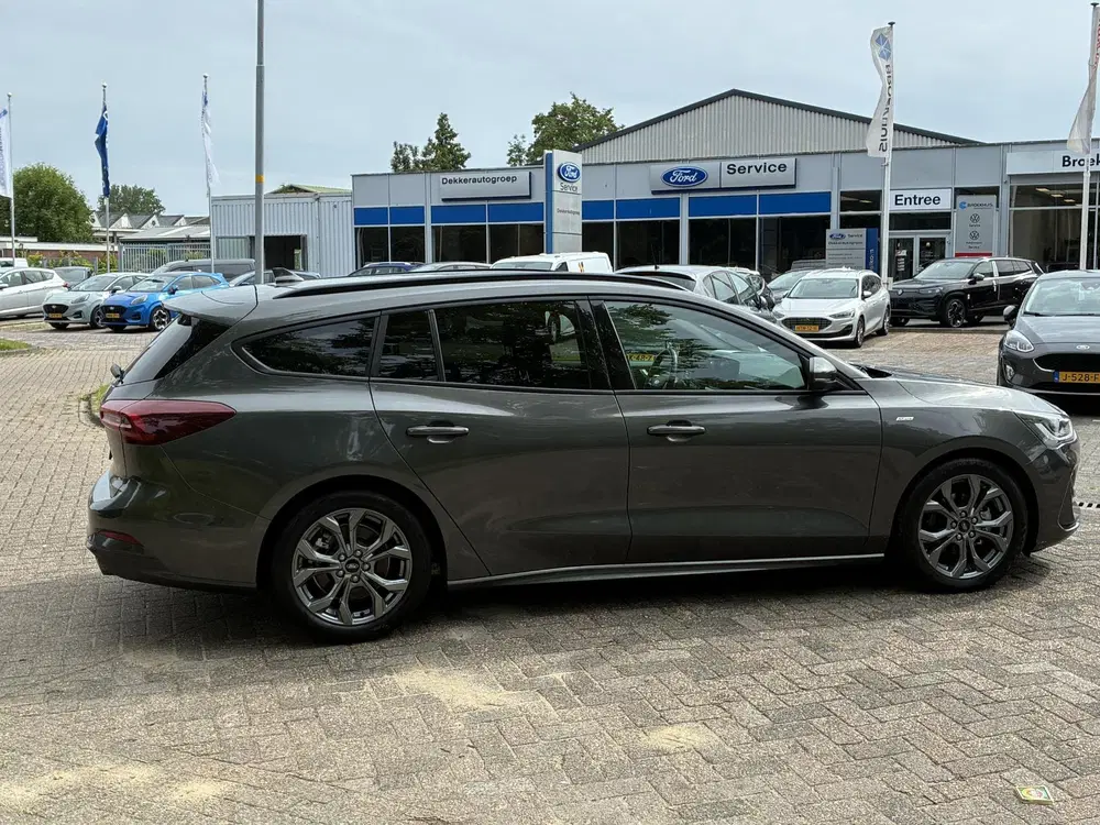 Ford Focus 1.0 EcoBoost Hybrid ST Line NAVIGATIE GROO uit 2023, foto 14