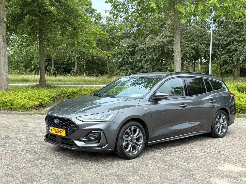 Ford Focus 1.0 EcoBoost Hybrid ST Line NAVIGATIE GROO uit 2023, foto 3