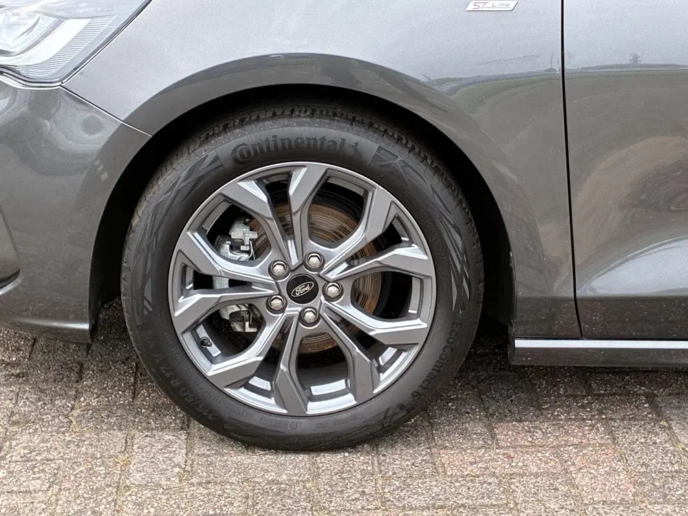 Ford Focus 1.0 EcoBoost Hybrid ST Line NAVIGATIE GROO uit 2023, foto 7