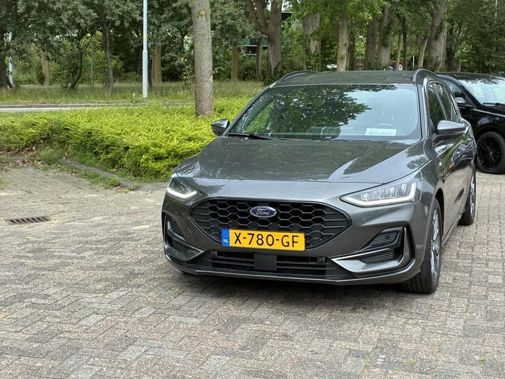 Ford Focus 1.0 EcoBoost Hybrid ST Line NAVIGATIE GROO uit 2023, foto 9