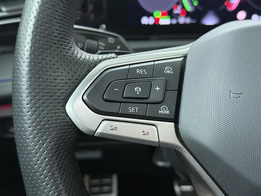 Volkswagen Tiguan 1.5 eHybrid R-Line Edition uit 2025, foto 7