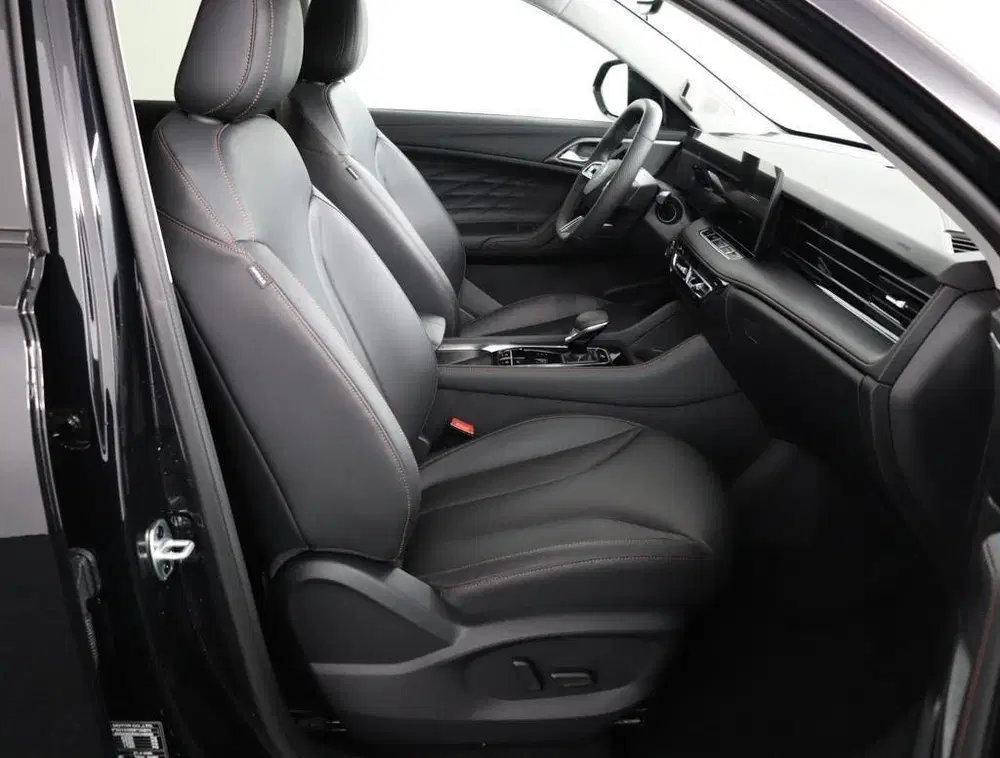 MG HS PHEV 1.5T-GDi Aut. Luxury Madness Edition uit 2025, foto 15