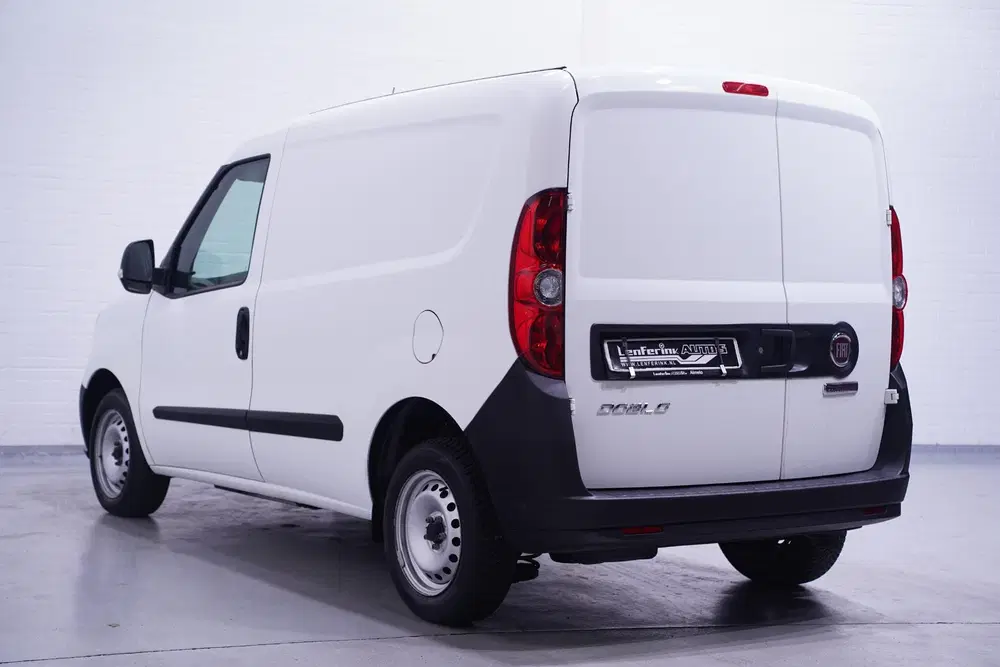 Fiat Doblo 1.3 Mjet 95 pk L1H1 Airco uit 2020, foto 3
