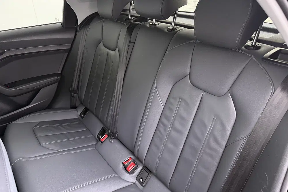 Audi A1 30 111PK Aut TFSI S-Line Black Ed. Leder A uit 2022, foto 11