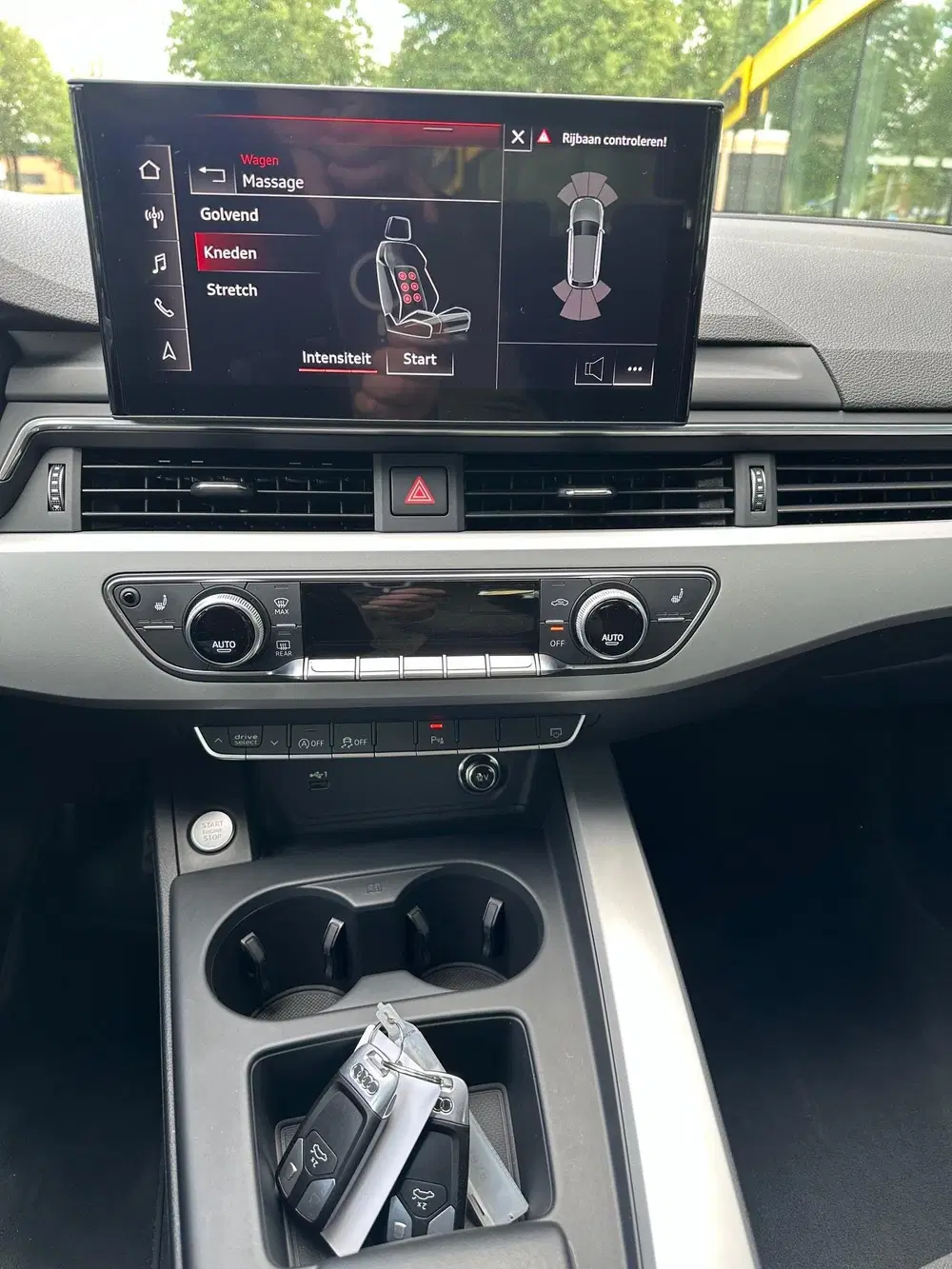 Audi A4 40 TFSI Launch edition Sport uit 2020, foto 7