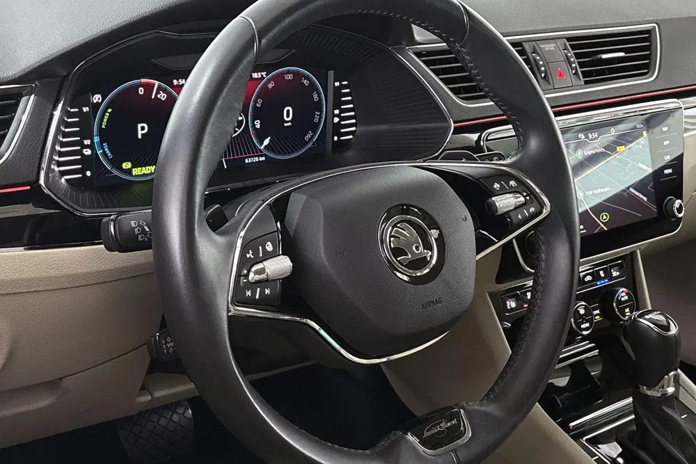 Skoda Superb 1.4 TSI iV Laurin & Klement Leder Stoelve uit 2023, foto 12