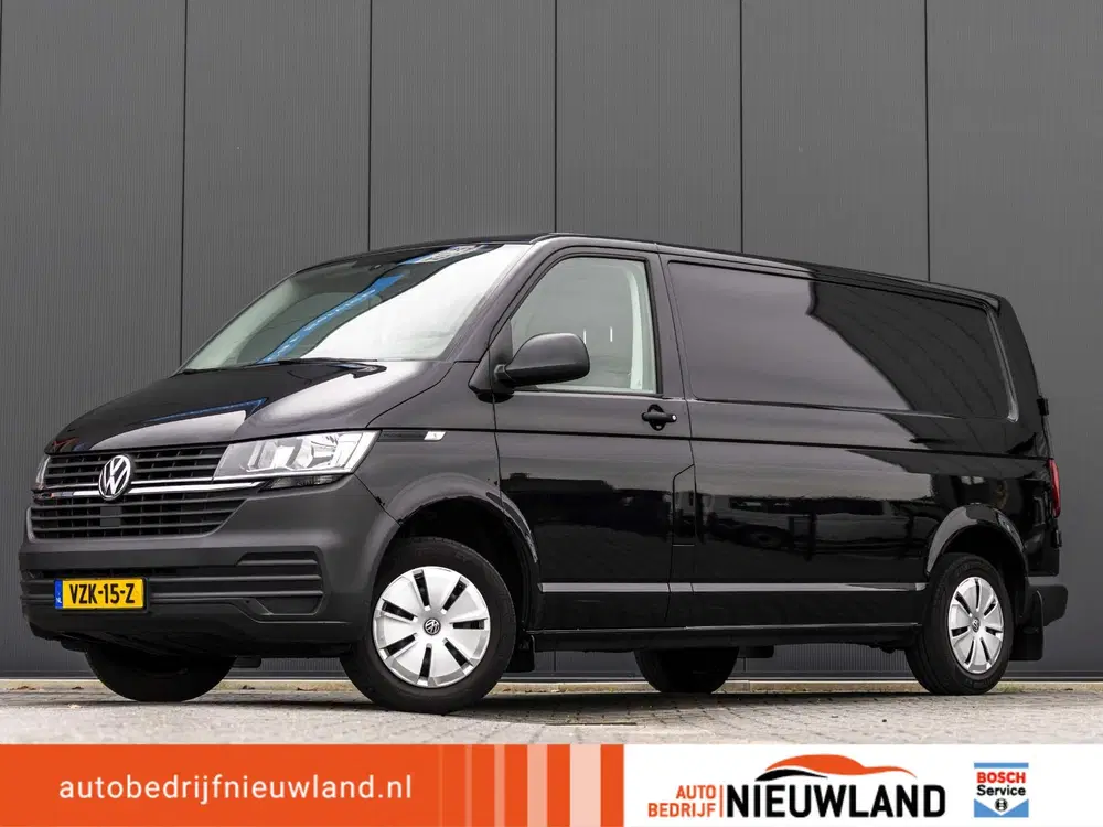 Volkswagen Transporter 2.0 TDI L2H1 28 laadruimte bekleed uit 2022