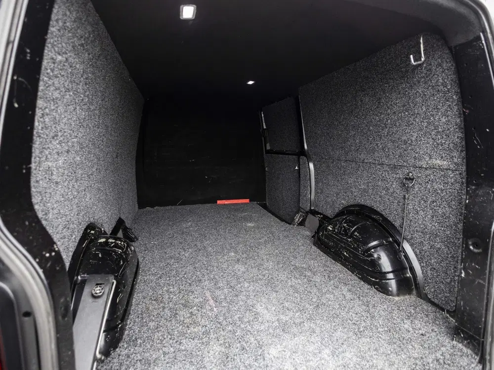Volkswagen Transporter 2.0 TDI L2H1 28 laadruimte bekleed uit 2022, foto 14