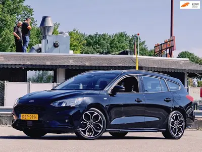 Ford Focus 1.0 EcoBoost ST-LINE-NAVI-APPLE CARPLAY uit 2019