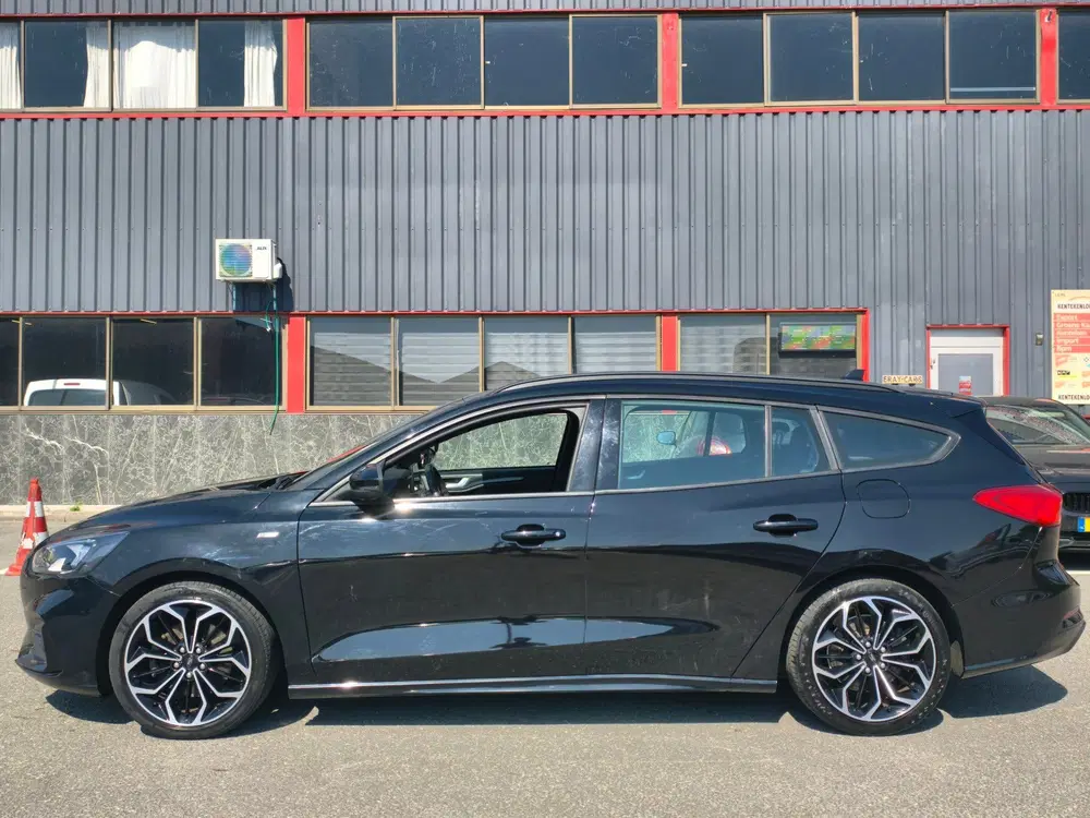 Ford Focus 1.0 EcoBoost ST-LINE-NAVI-APPLE CARPLAY uit 2019, foto 2