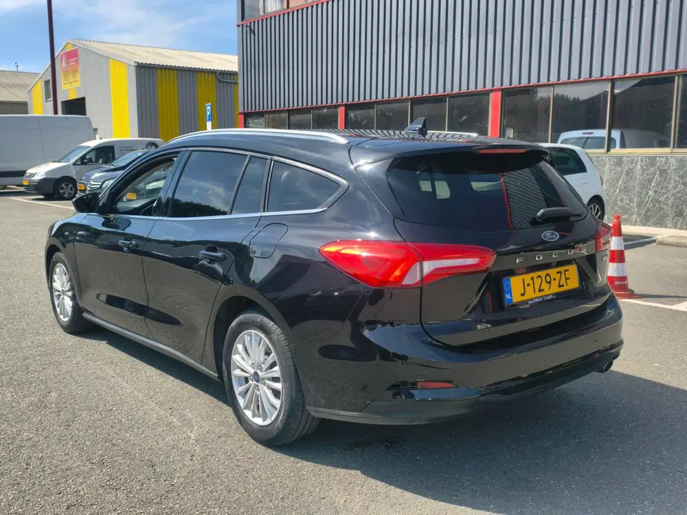 Ford Focus 1.0 EcoBoost Hybrid Titanium X Business-NA uit 2020, foto 4