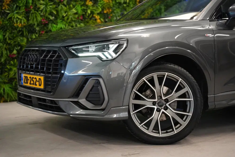 Audi Q3 35 TFSI S Line uit 2019, foto 12