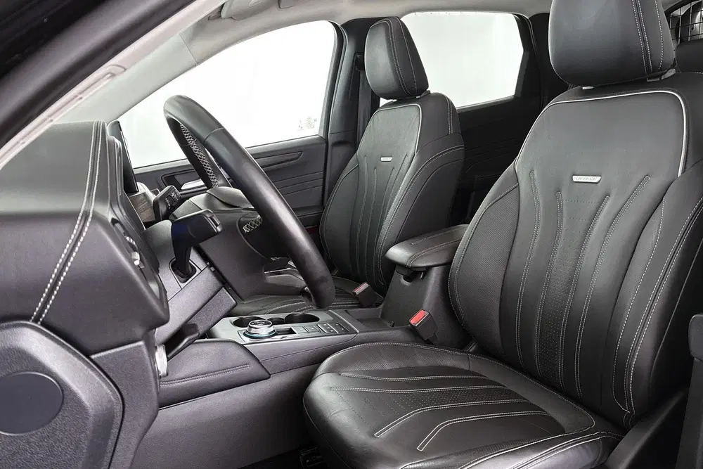 Ford Kuga 2.5 PHEV Vignale Pano Leder Stuur-Stoelver uit 2022, foto 6