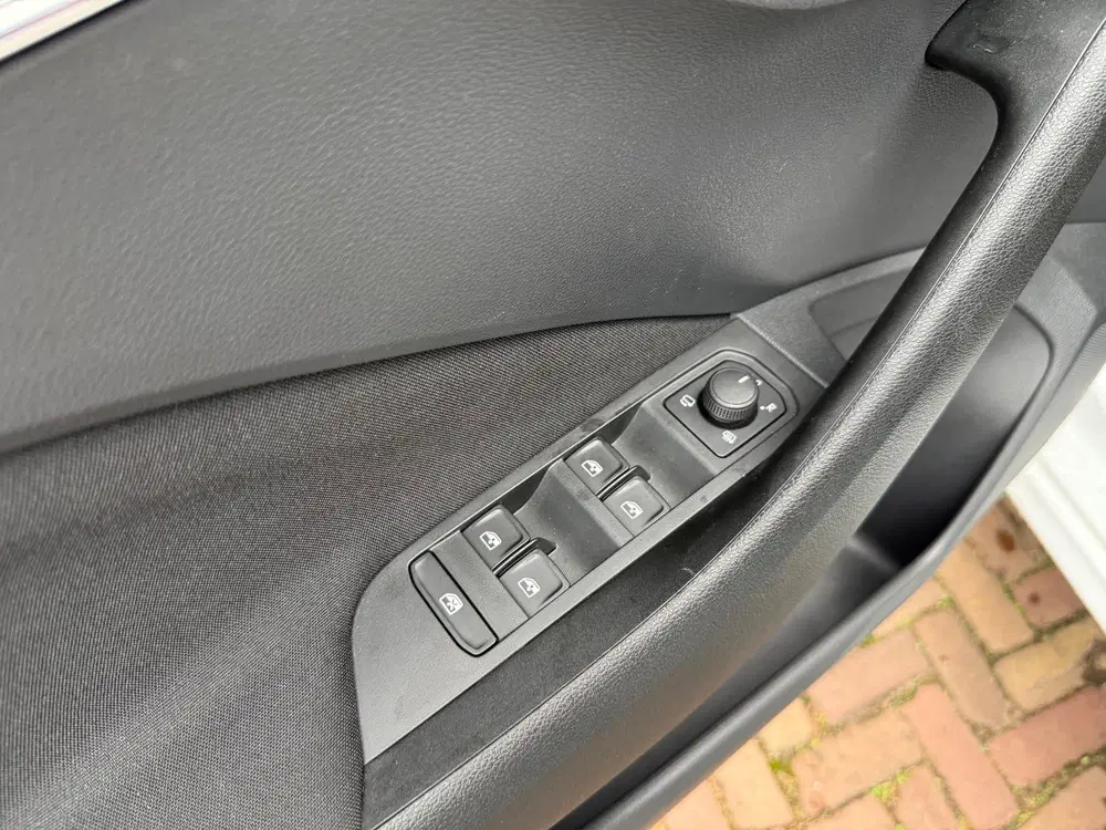 Skoda Kamiq 1.0 TSI Clever Business Automaat uit 2022, foto 11