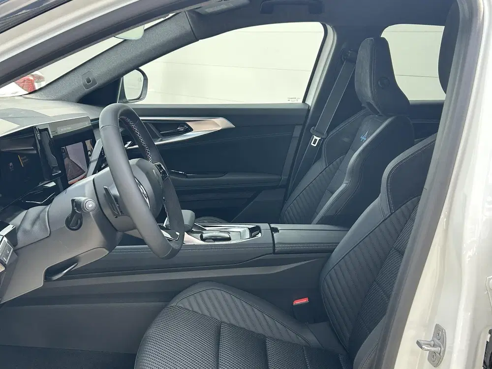 Renault Austral 1.2 E-Tech full hybrid 200 esprit Alpine uit 2026, foto 7