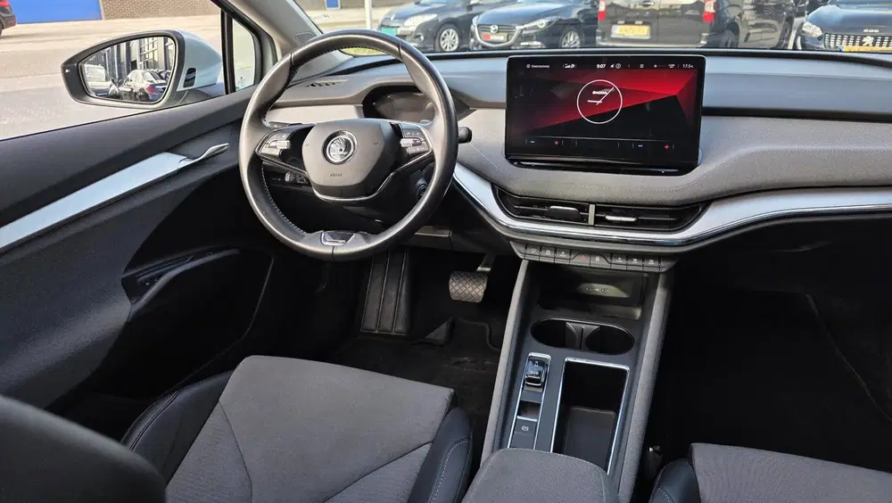 Skoda Enyaq 80 uit 2021, foto 8