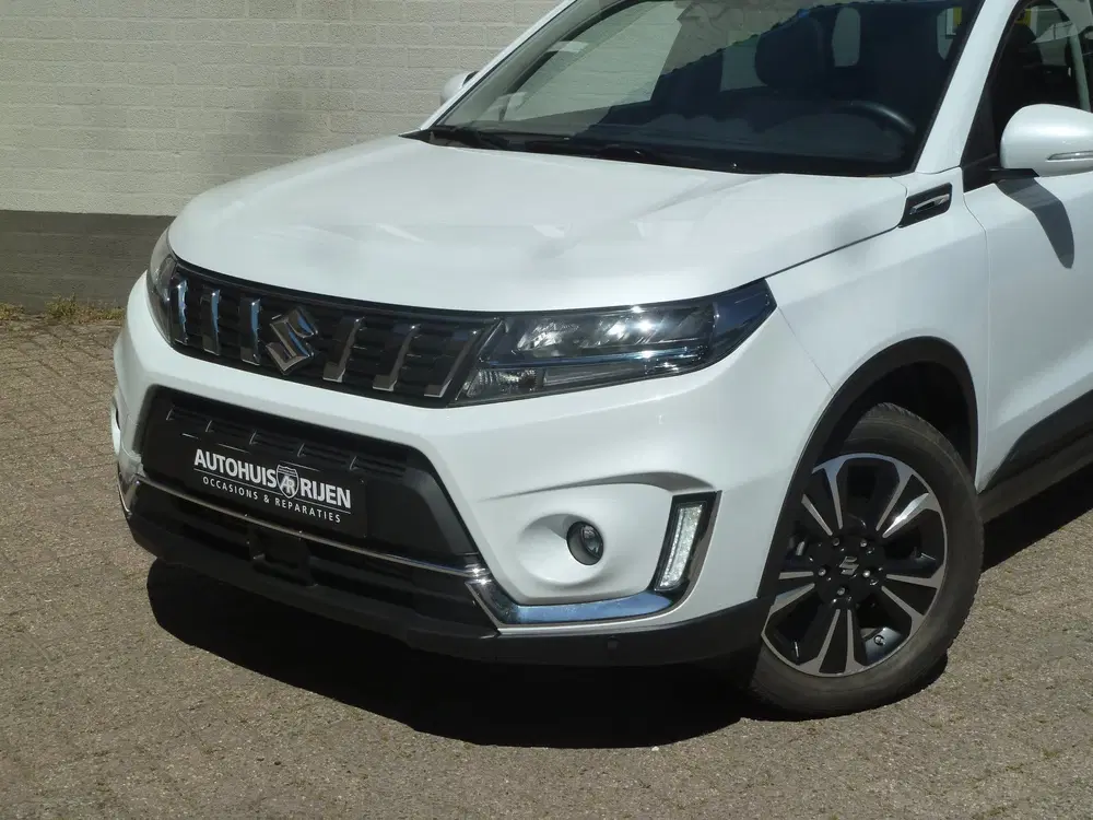 Suzuki Vitara 1.4 Boosterjet Style Smart Hybrid uit 2023, foto 3