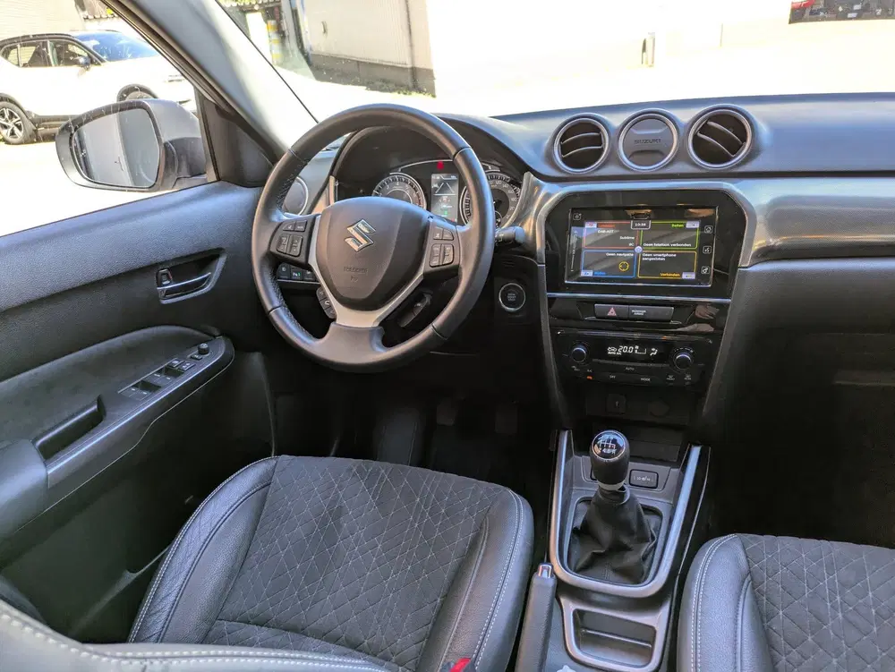 Suzuki Vitara 1.4 Boosterjet Style Smart Hybrid uit 2023, foto 4