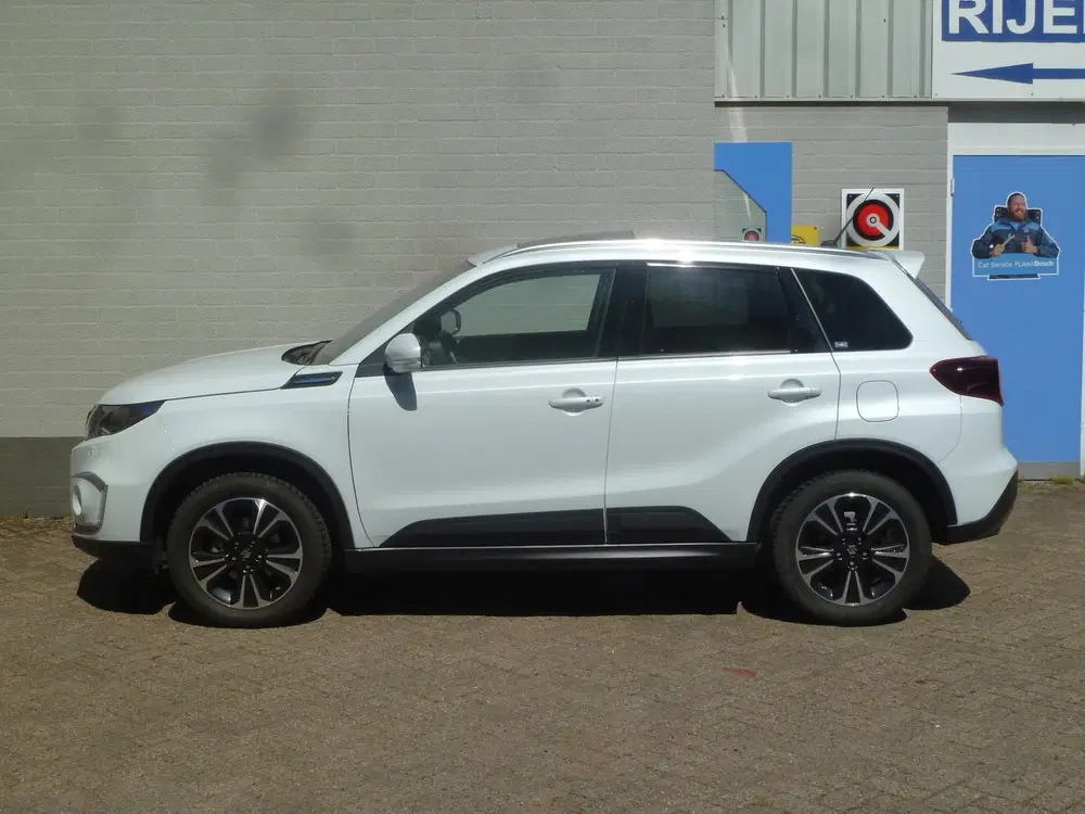 Suzuki Vitara 1.4 Boosterjet Style Smart Hybrid uit 2023, foto 7