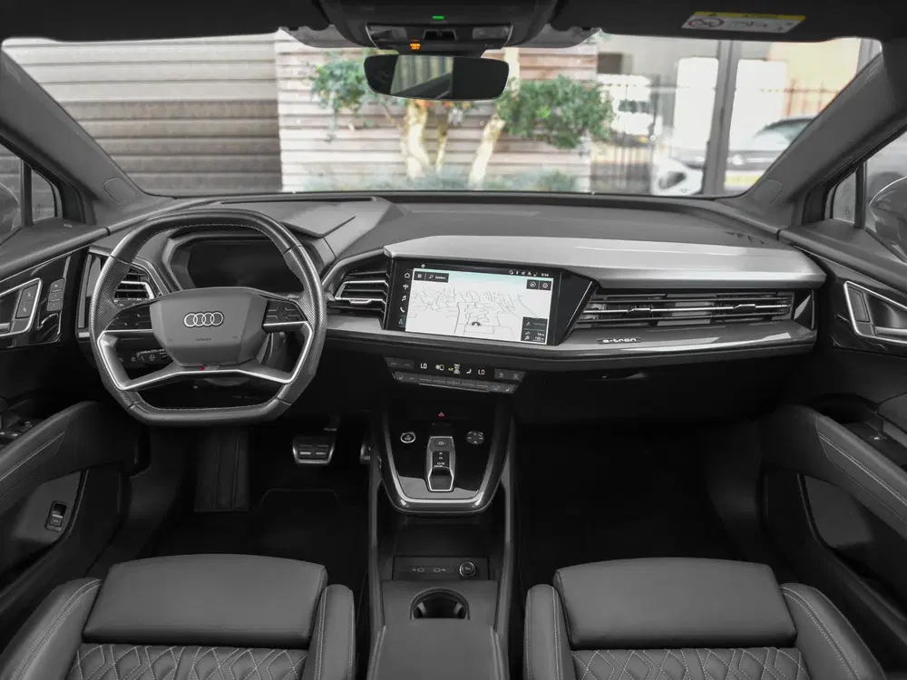 Audi Q4 e-tron 50 quattro S-Line 77 kWh Leren Bekleding P uit 2023, foto 12