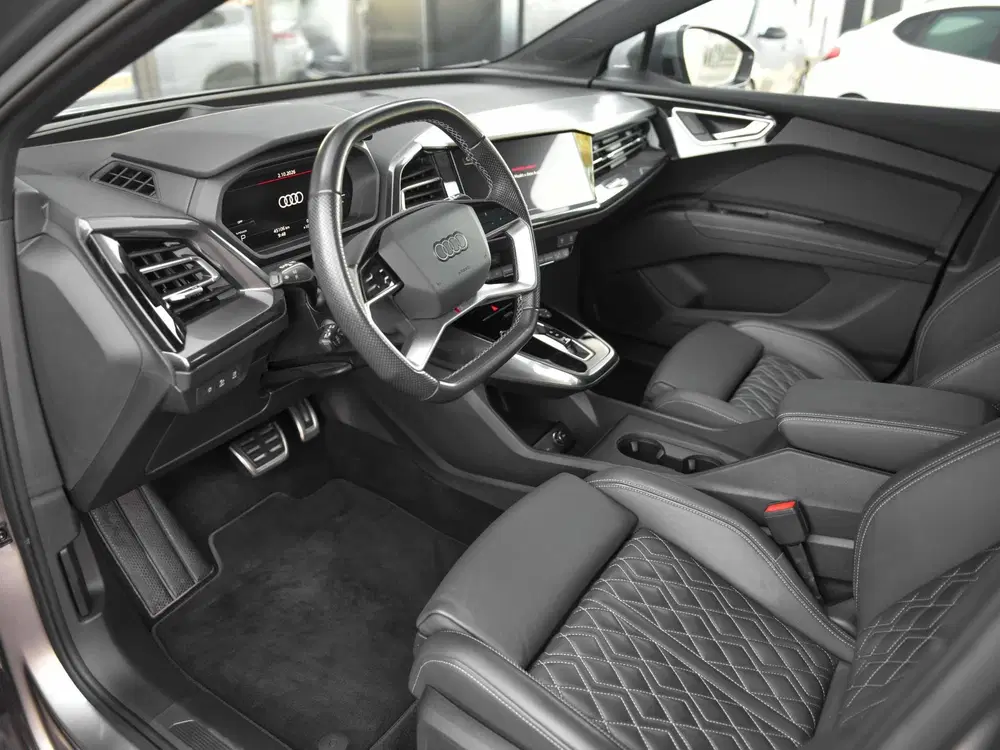 Audi Q4 e-tron 50 quattro S-Line 77 kWh Leren Bekleding P uit 2023, foto 3