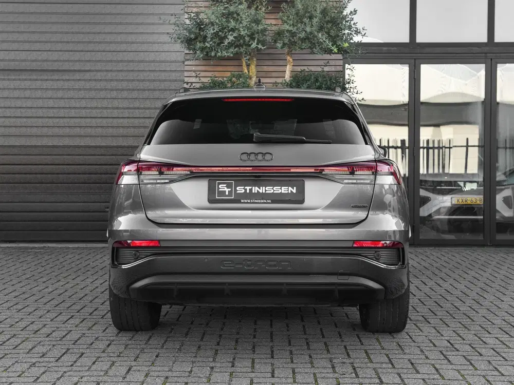 Audi Q4 e-tron 50 quattro S-Line 77 kWh Leren Bekleding P uit 2023, foto 9