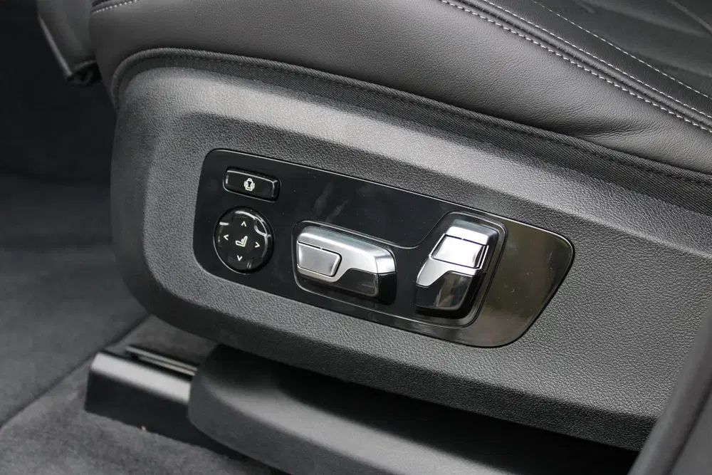 BMW XM PHEV 50e uit 2026, foto 12