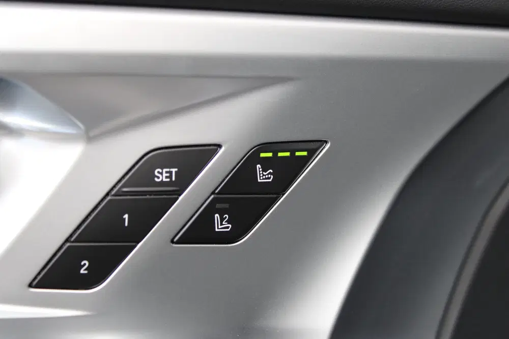 BMW XM PHEV 50e uit 2026, foto 14