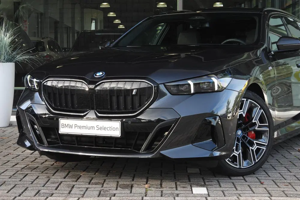 BMW i5 eDrive40 M Sport uit 2025, foto 6
