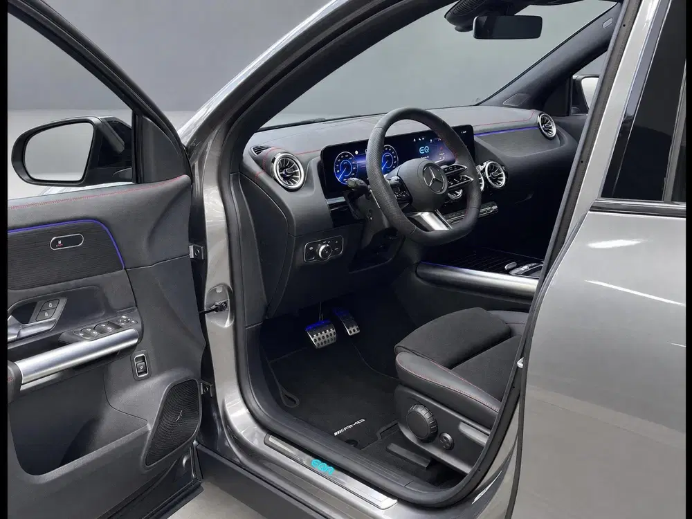 Mercedes-Benz EQA 250+ AMG uit 2025, foto 8