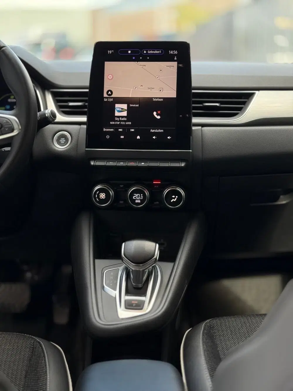 Renault Captur 1.6 E-Tech Plug-in Hybrid 160 Intens uit 2020, foto 15