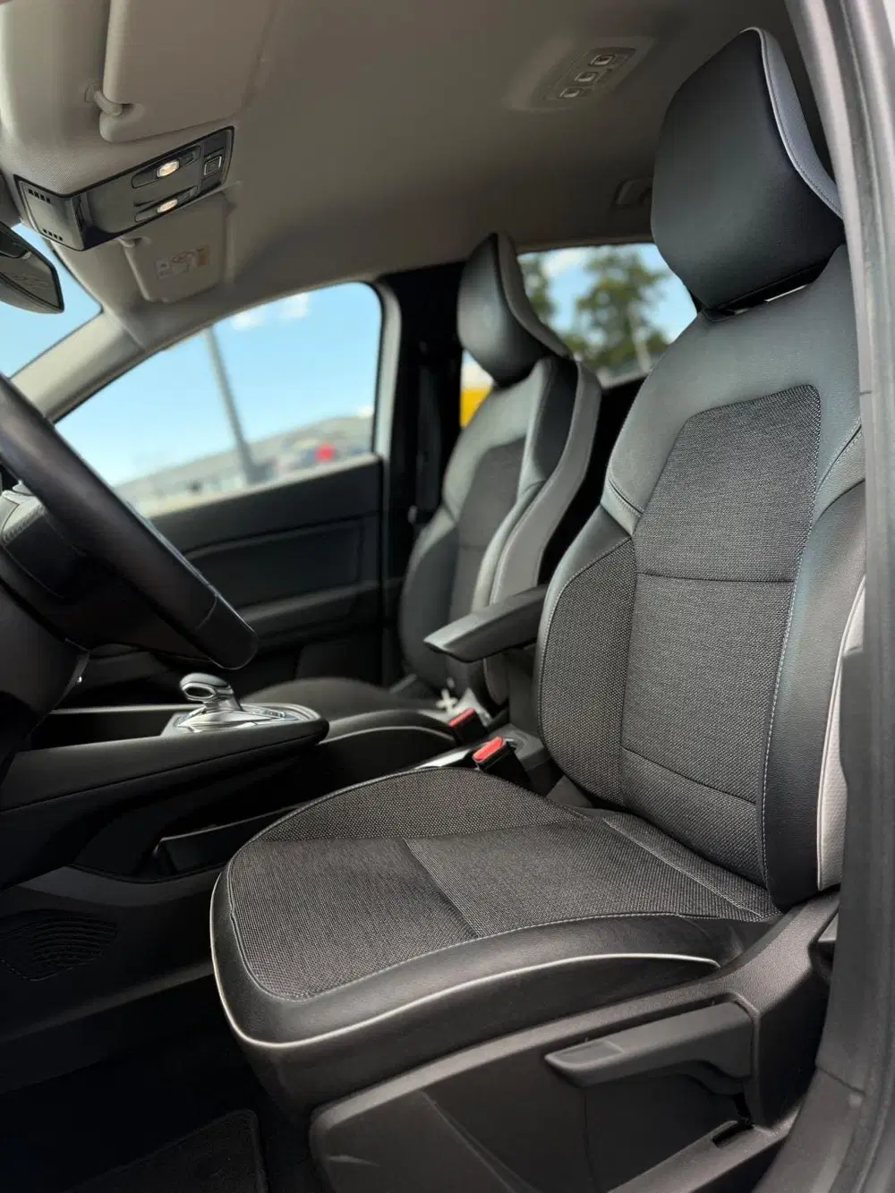 Renault Captur 1.6 E-Tech Plug-in Hybrid 160 Intens uit 2020, foto 4