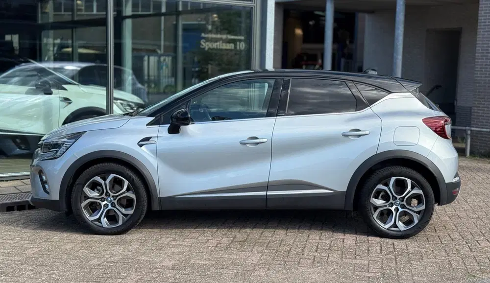 Renault Captur 1.6 E-Tech Plug-in Hybrid 160 Intens uit 2020, foto 8
