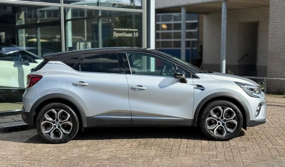 Renault Captur 1.6 E-Tech Plug-in Hybrid 160 Intens uit 2020, foto 9