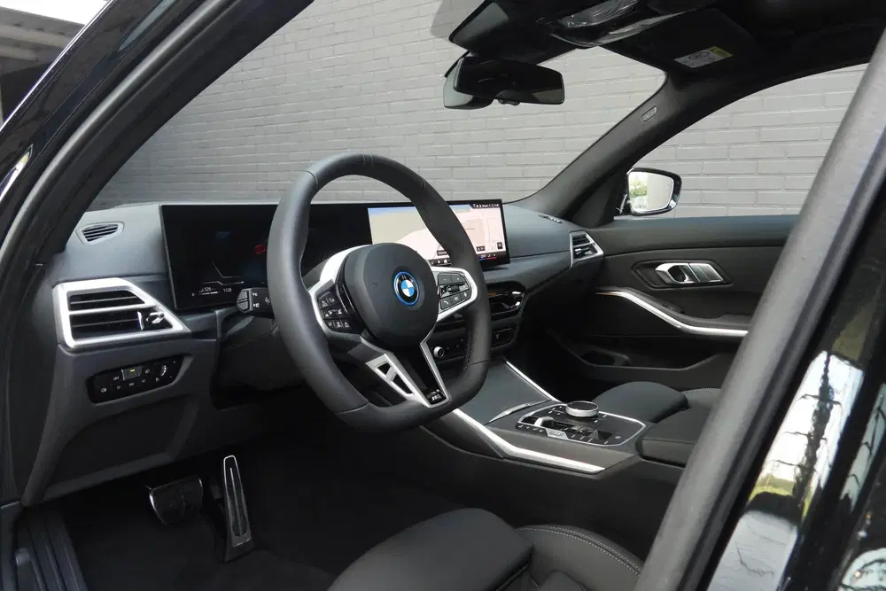 BMW 3-serie 330e M Sport Automaat uit 2026, foto 11