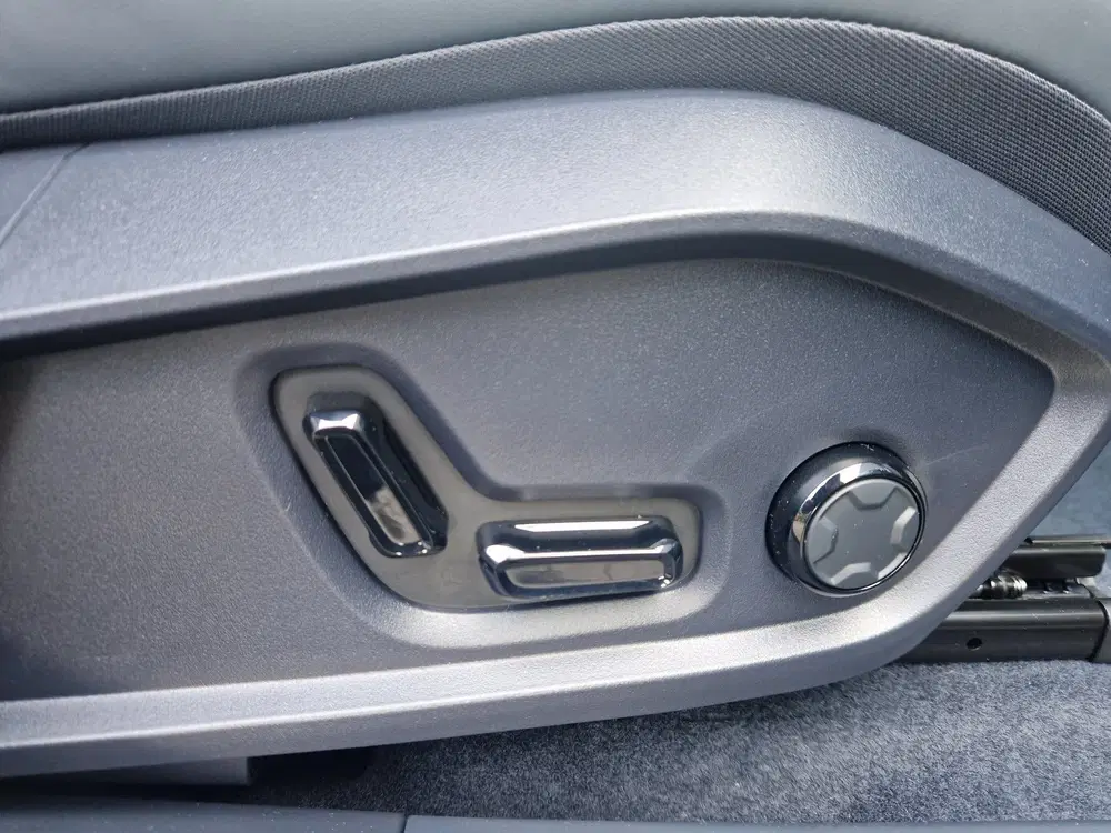 Lynk & Co 08 1.5 More uit 2026, foto 12